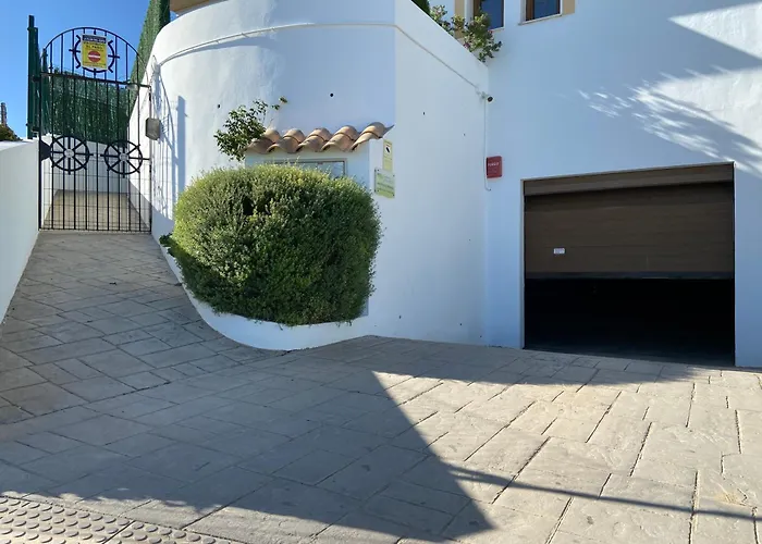 Casa Bello